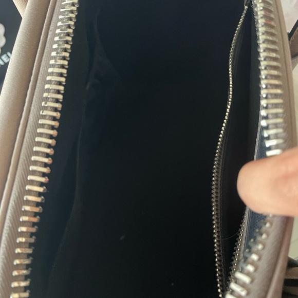 Givenchy Antigona Medium in nude - Picture 8 of 9